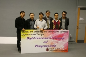 Prof Tien-tsin Wong and Prof Zixue Cheng visiting the Digital Entertainment Laboratory after their seminars.