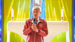 Prof LO Tit Wing, Acting President of SFU, hoped that SFU will continue to receive support from various sectors, with the dedication of teachers and staffs, more talented individuals can be nurtured to contribute to society and the nation.